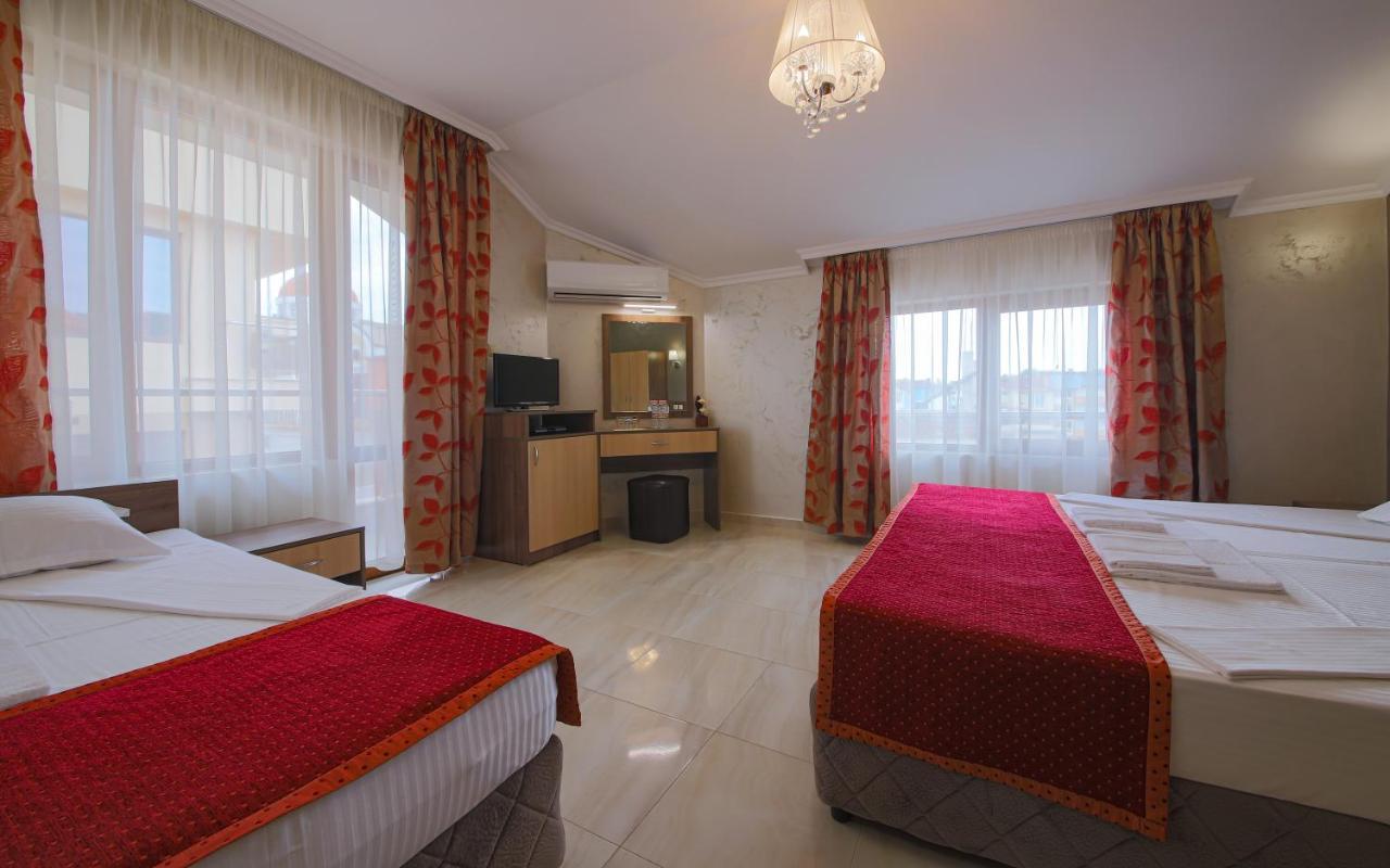 Guesthouse Phoenix Obzor Extérieur photo