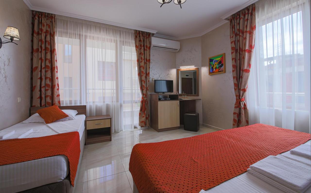 Guesthouse Phoenix Obzor Extérieur photo