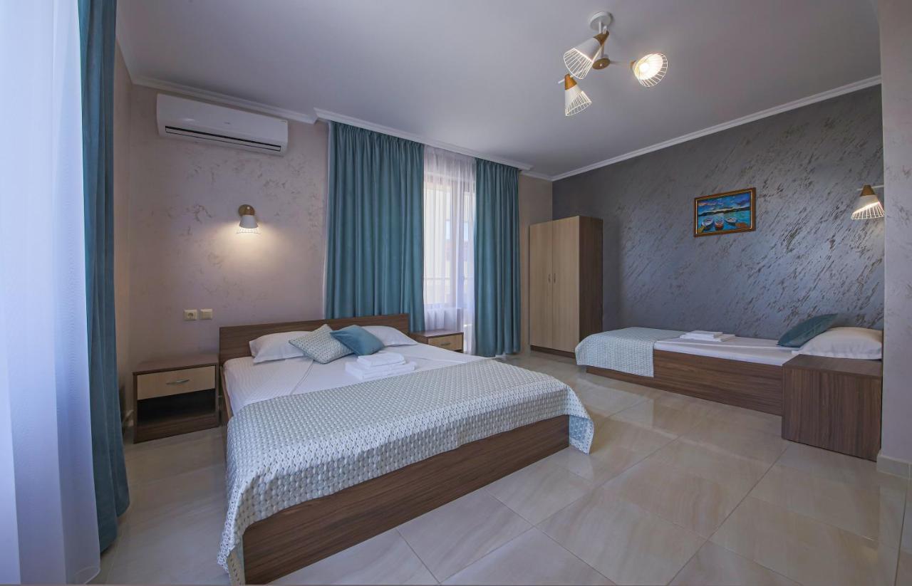 Guesthouse Phoenix Obzor Extérieur photo