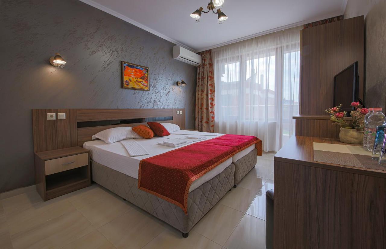 Guesthouse Phoenix Obzor Extérieur photo